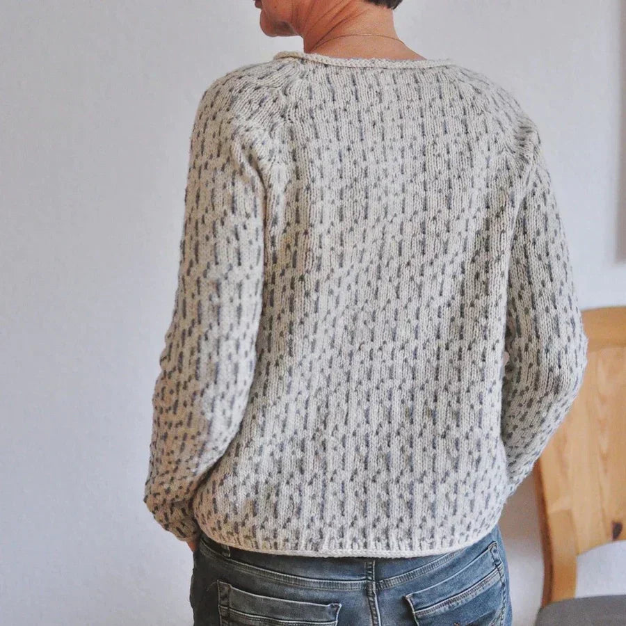 Victoria | Elegant Gray Sweater with Boat Neck