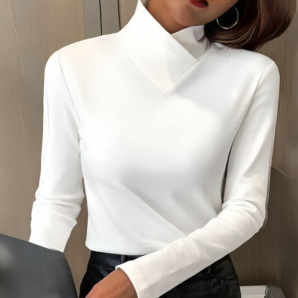 Beverley | Elegant Fitted Turtleneck