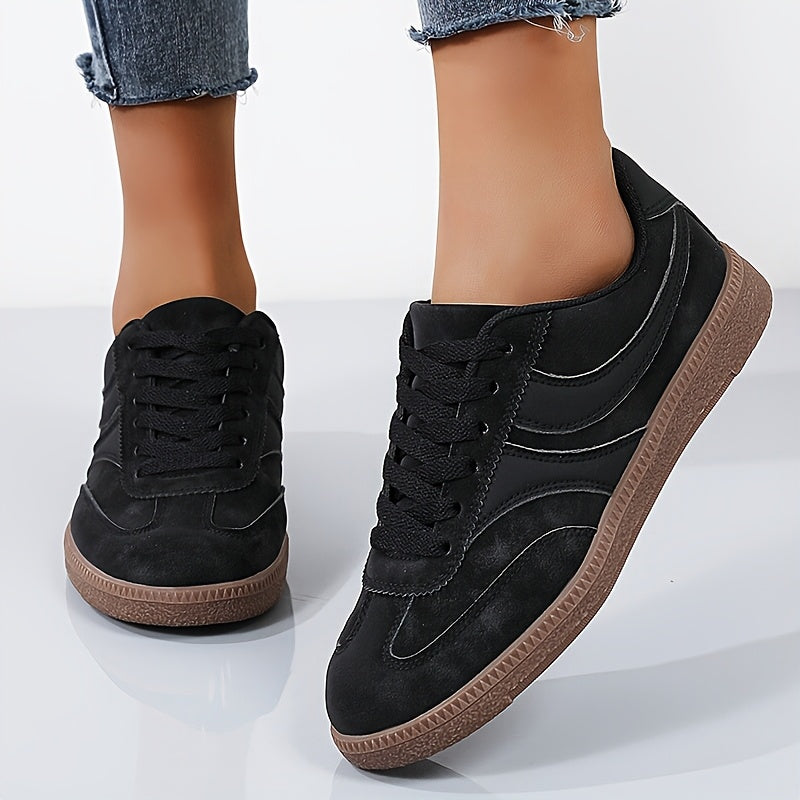 Carol – Casual Lace-Up Sneakers