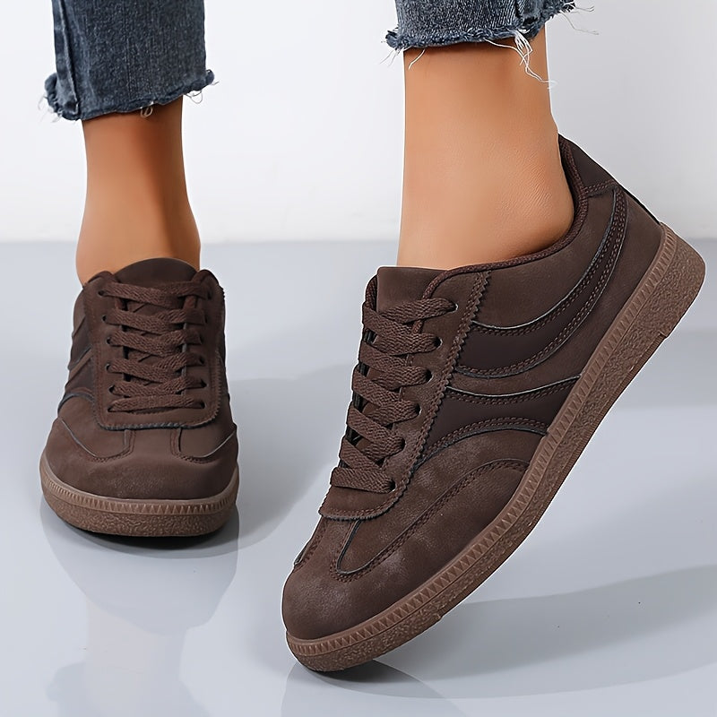 Carol – Casual Lace-Up Sneakers