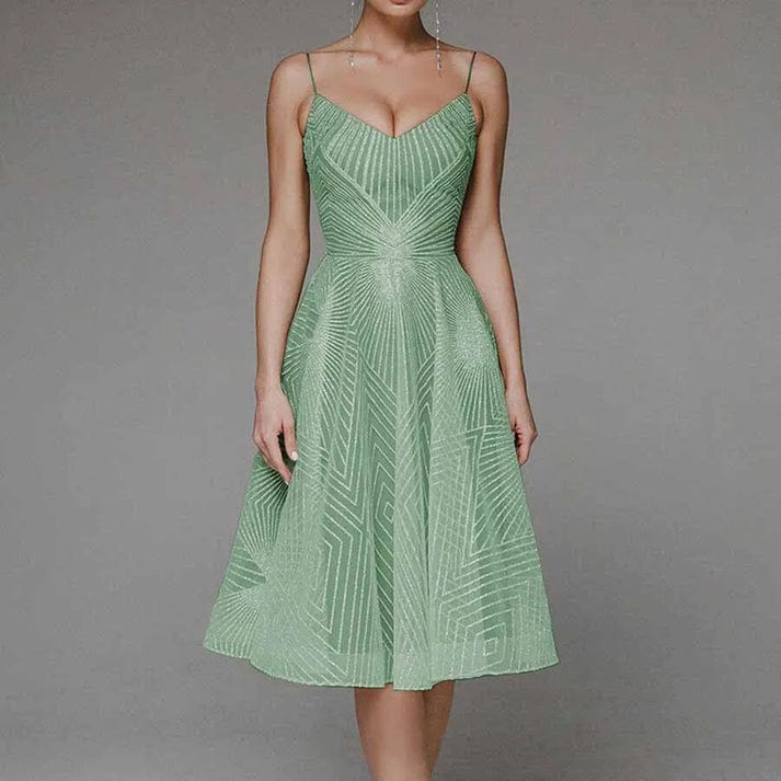 Lucie | Elegant dress with open back