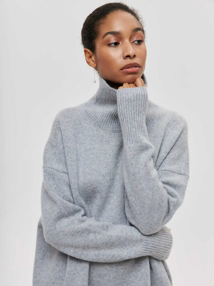 Olivia - Sweater with turtle neck