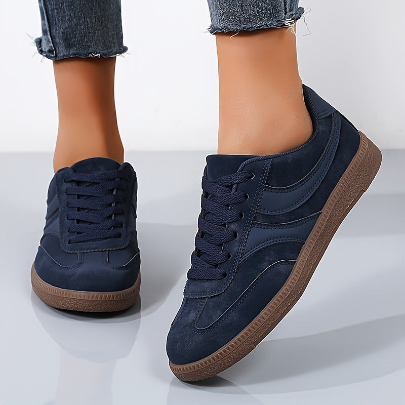 Carol – Casual Lace-Up Sneakers