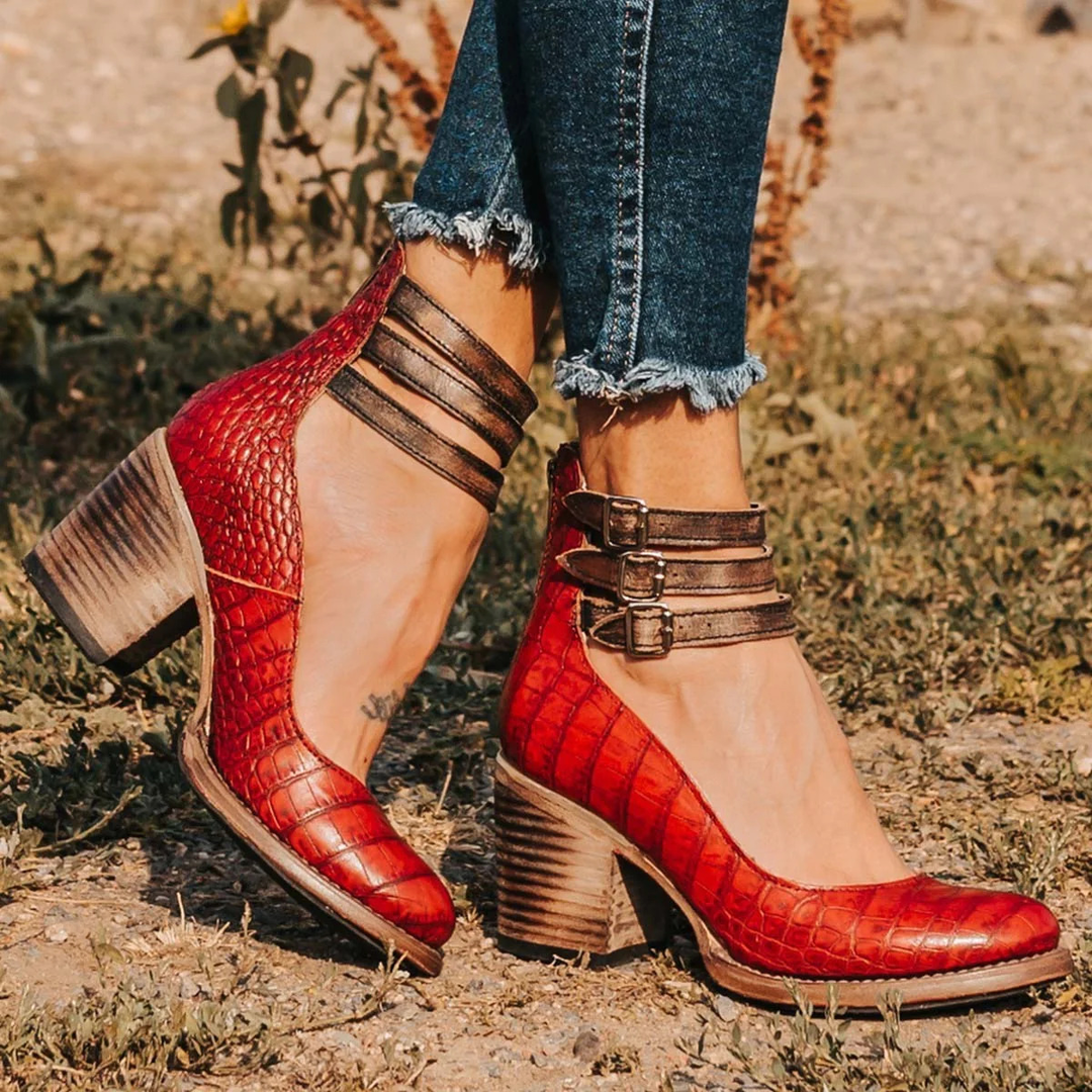 Women's Retro Ankle Strap Heeled Shoes – Block Heel and Round Toe Design