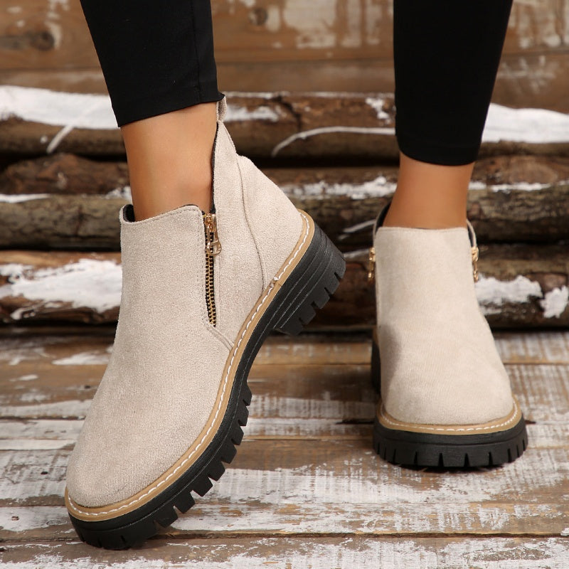 Birgitta – Ankle Boots with Side Zipper